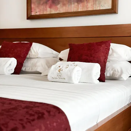 Hotel Palata Venezia Ulcinj Exterior photo