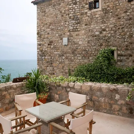 Hotel Palata Venezia Ulcinj Exterior photo